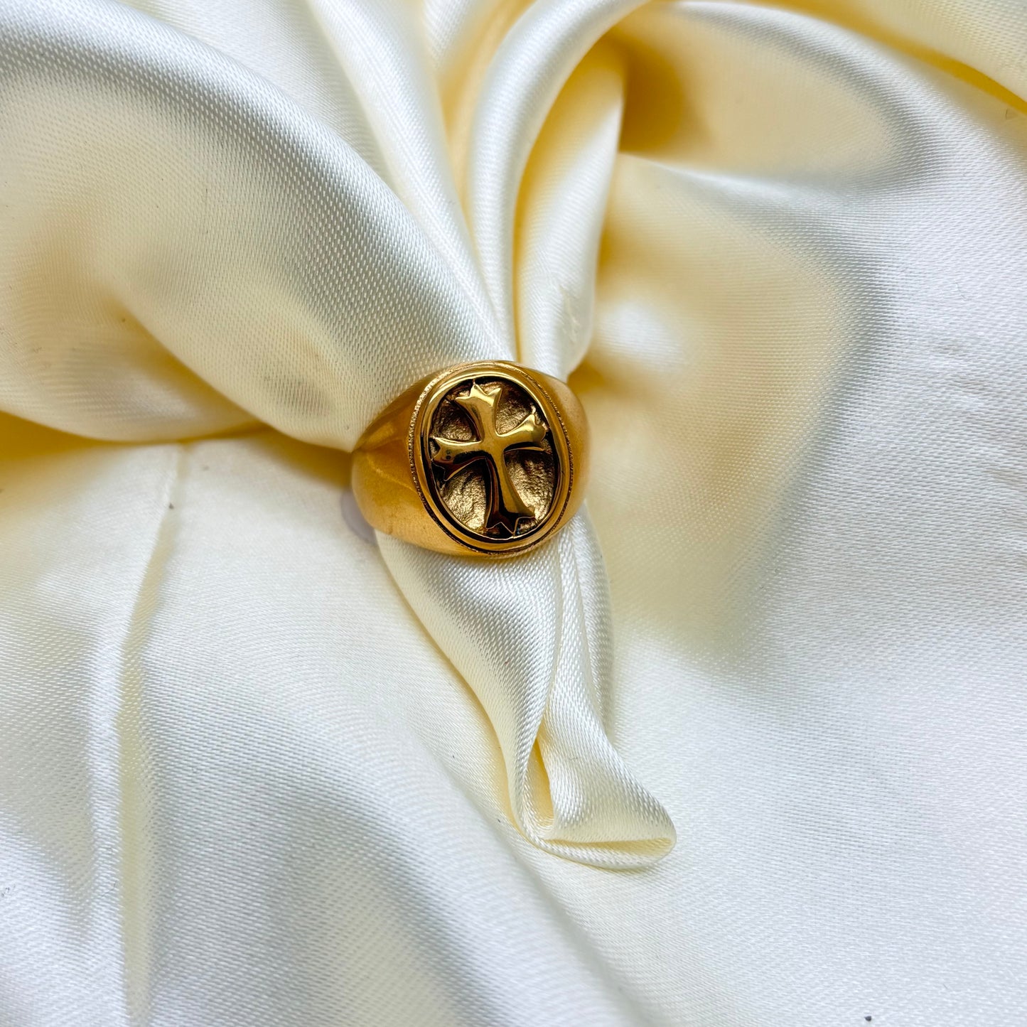 ANILLO HOMBRE DORADO