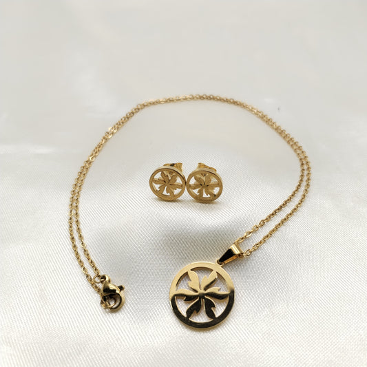 DIJE FLORAL CALADO