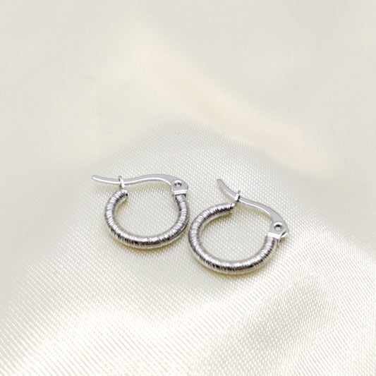 ARGOLLA LABRADA PLATEADA