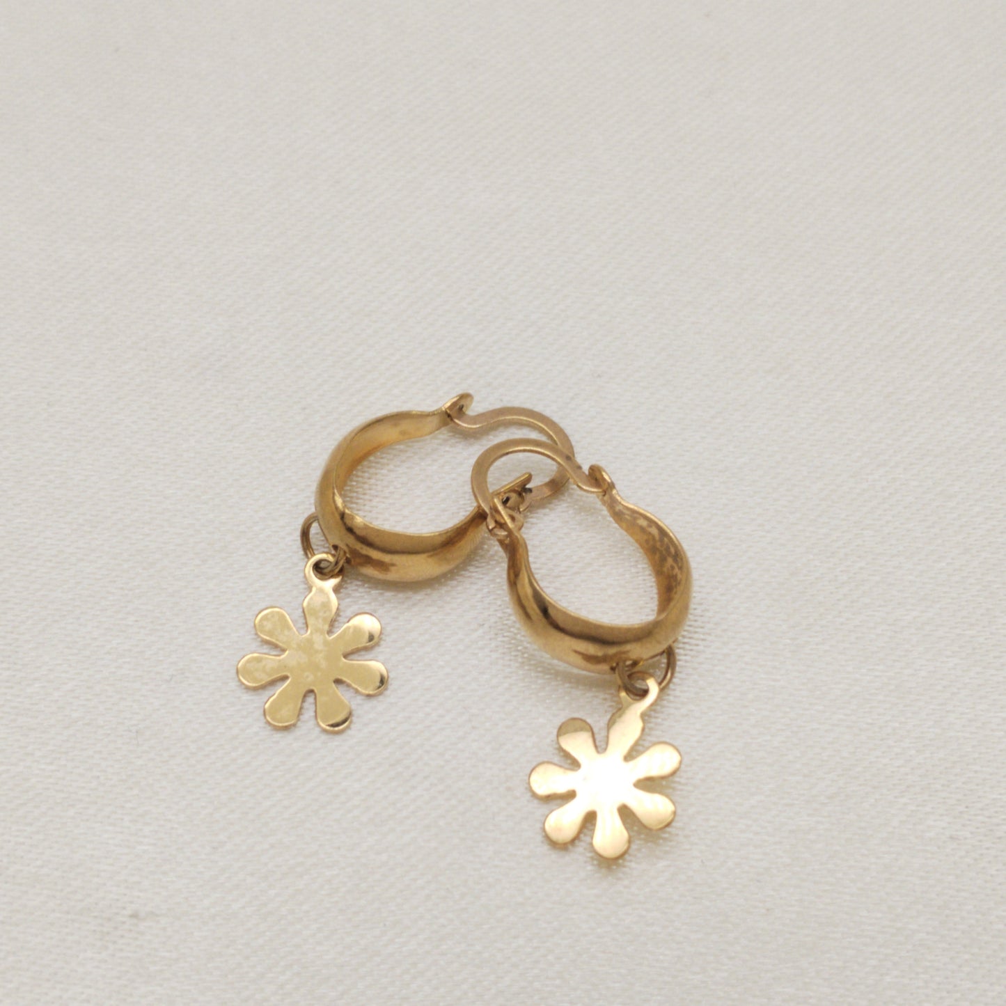 ARETE HOGGIES DORADO