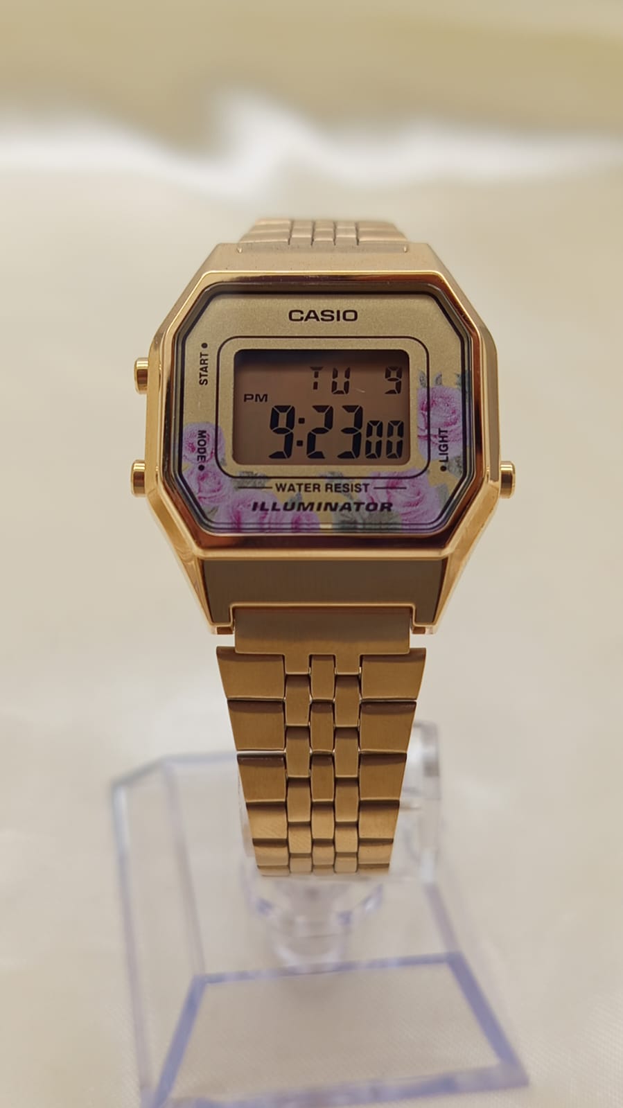 RELOJ CASIO LA680WGA-4CDF