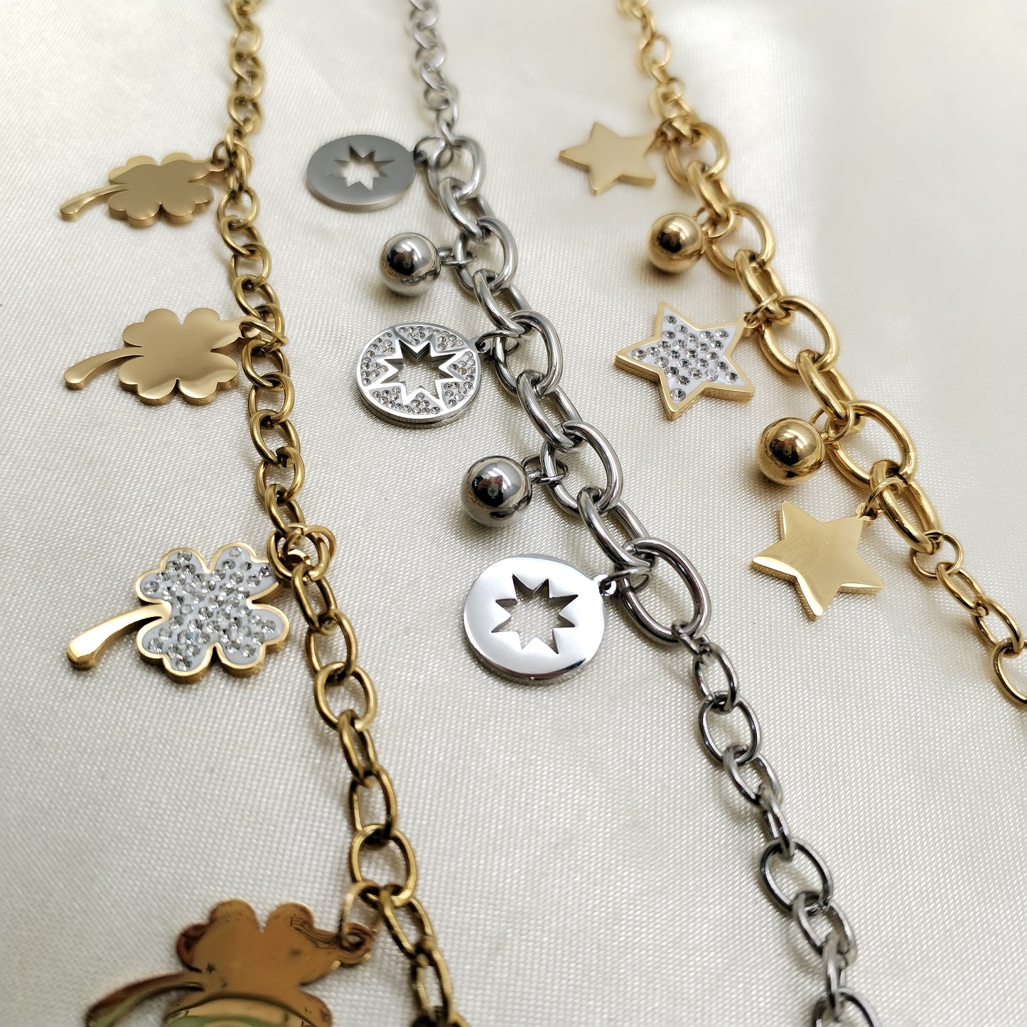 PULSERA DE CHARMS