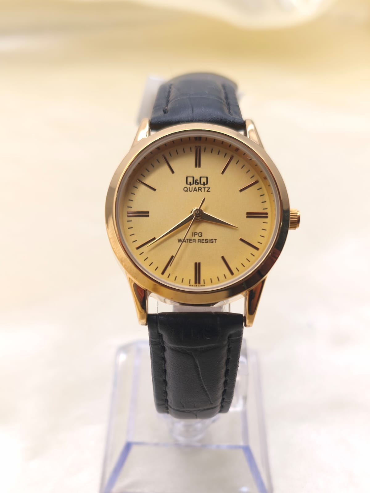 RELOJ QYQ CUERO