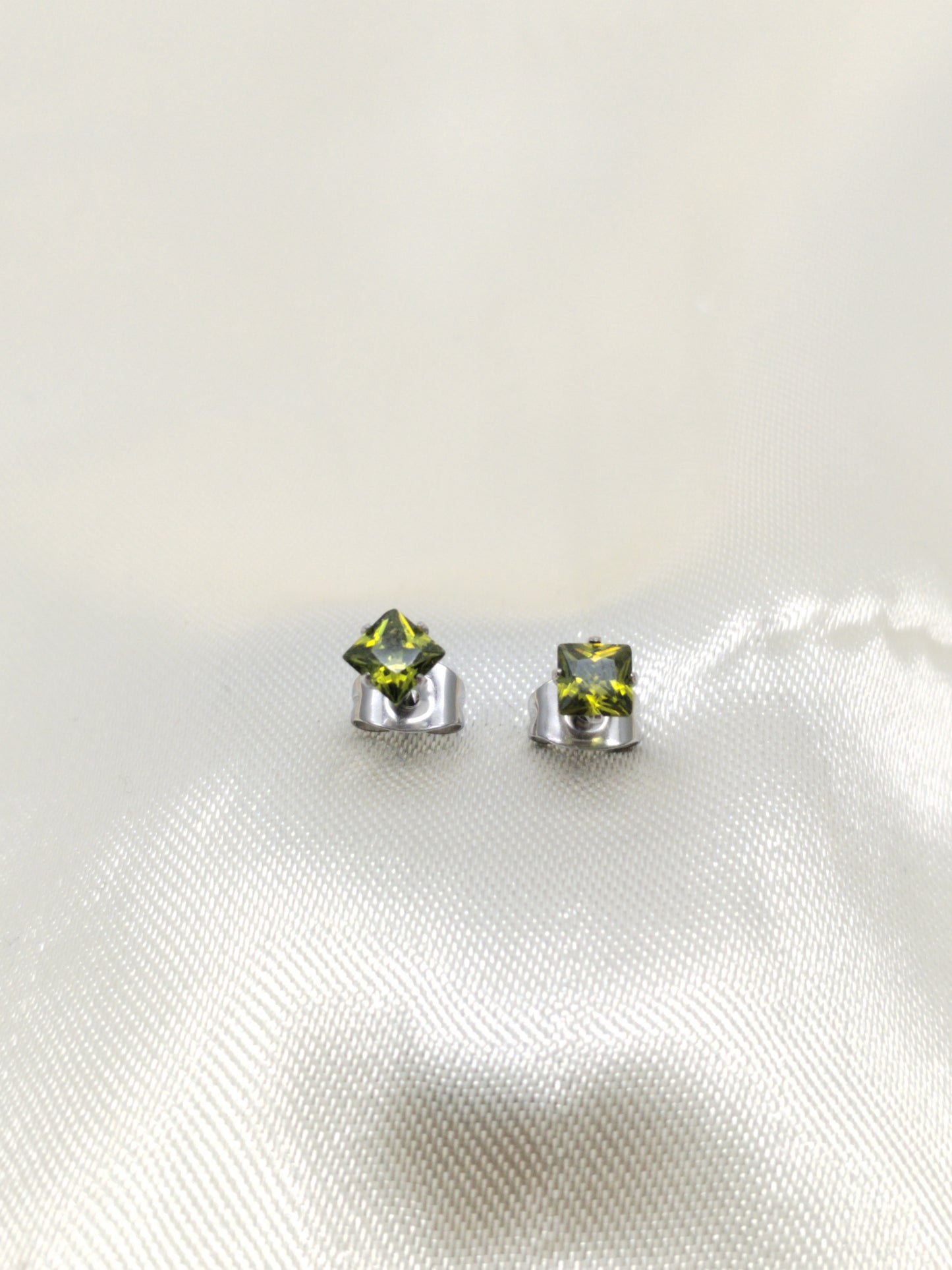 ARETE TOPO LUZ PLATEADO